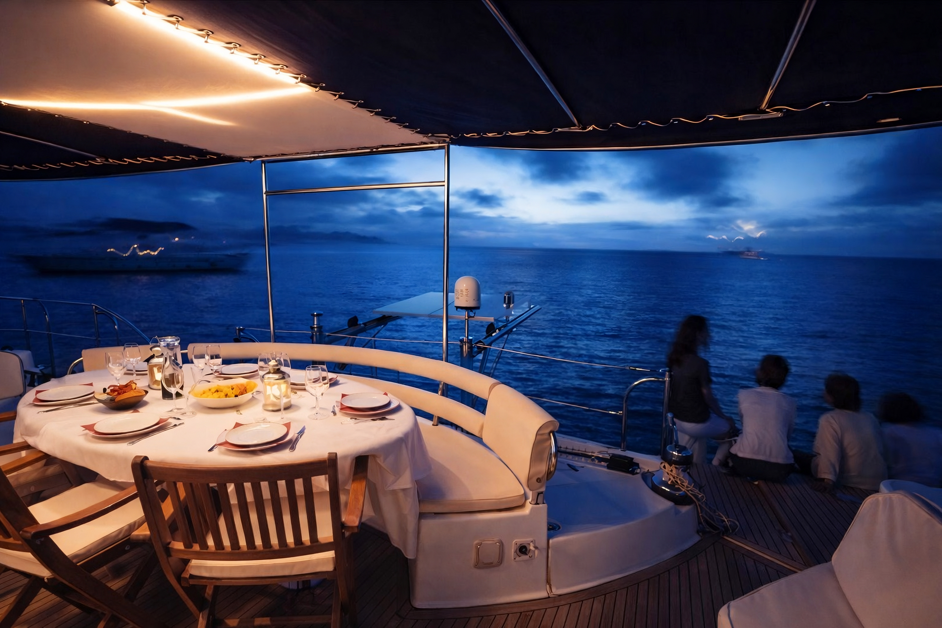 Cena Panoramica in Navigazione · 4h · max 8 pax